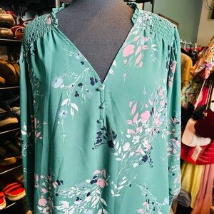 Zac & Rachel Green Floral Blouse with Pink and White Details Size 2X